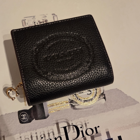Black Leather Wallet - Picture 1 of 4